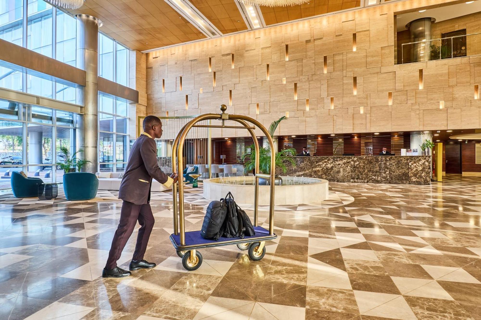 Hotel De Convencoes De Talatona, Hcta ลูอันดา ภายนอก รูปภาพ